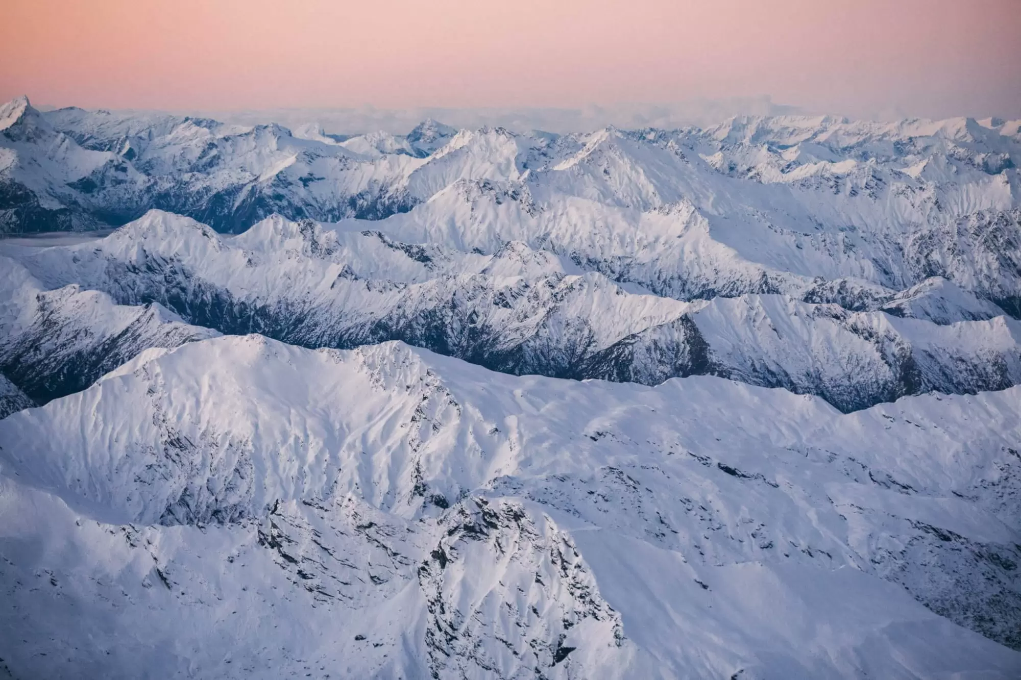 Wanaka-sunrise-mountains-FinWoods 1